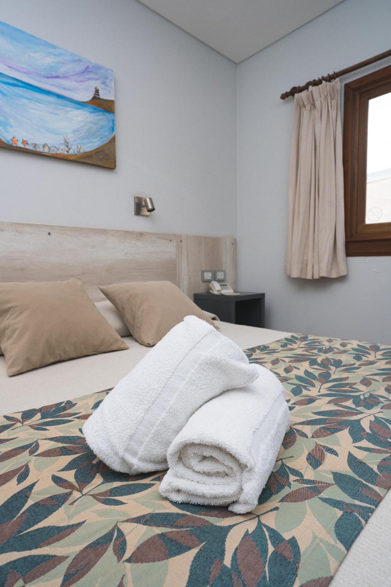 Hotel Bahia Nueva Puerto Madryn Eksteriør billede